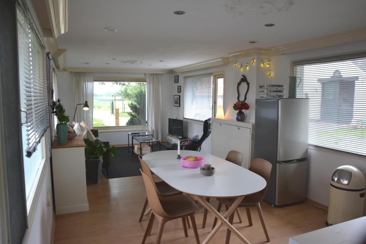 Ferienhaus Grafenland Dersum 외부 사진